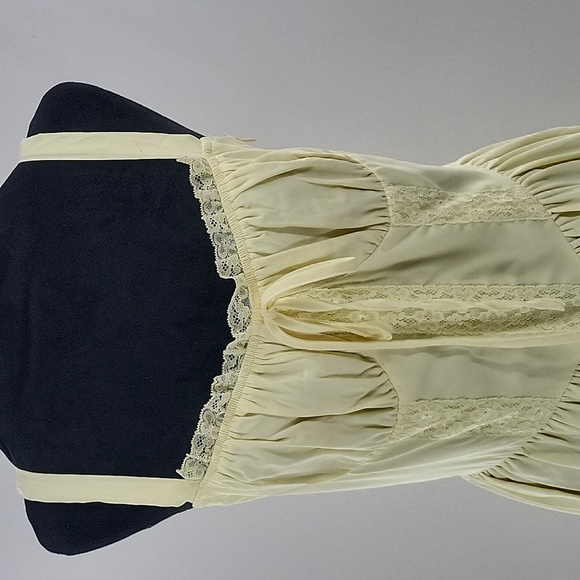 Yellow Corset Sundress - Picture 10 of 16